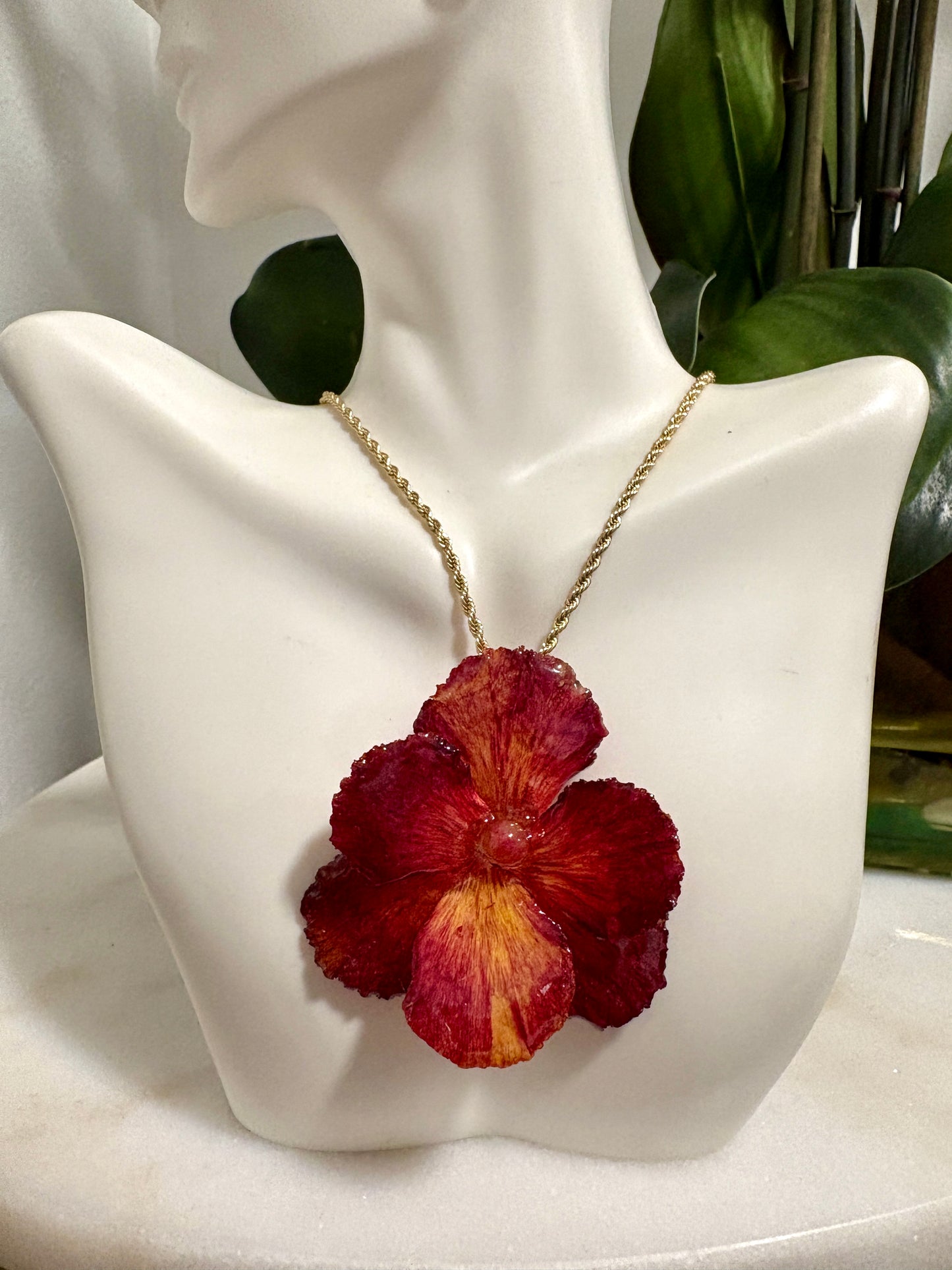Flamboyant Necklace