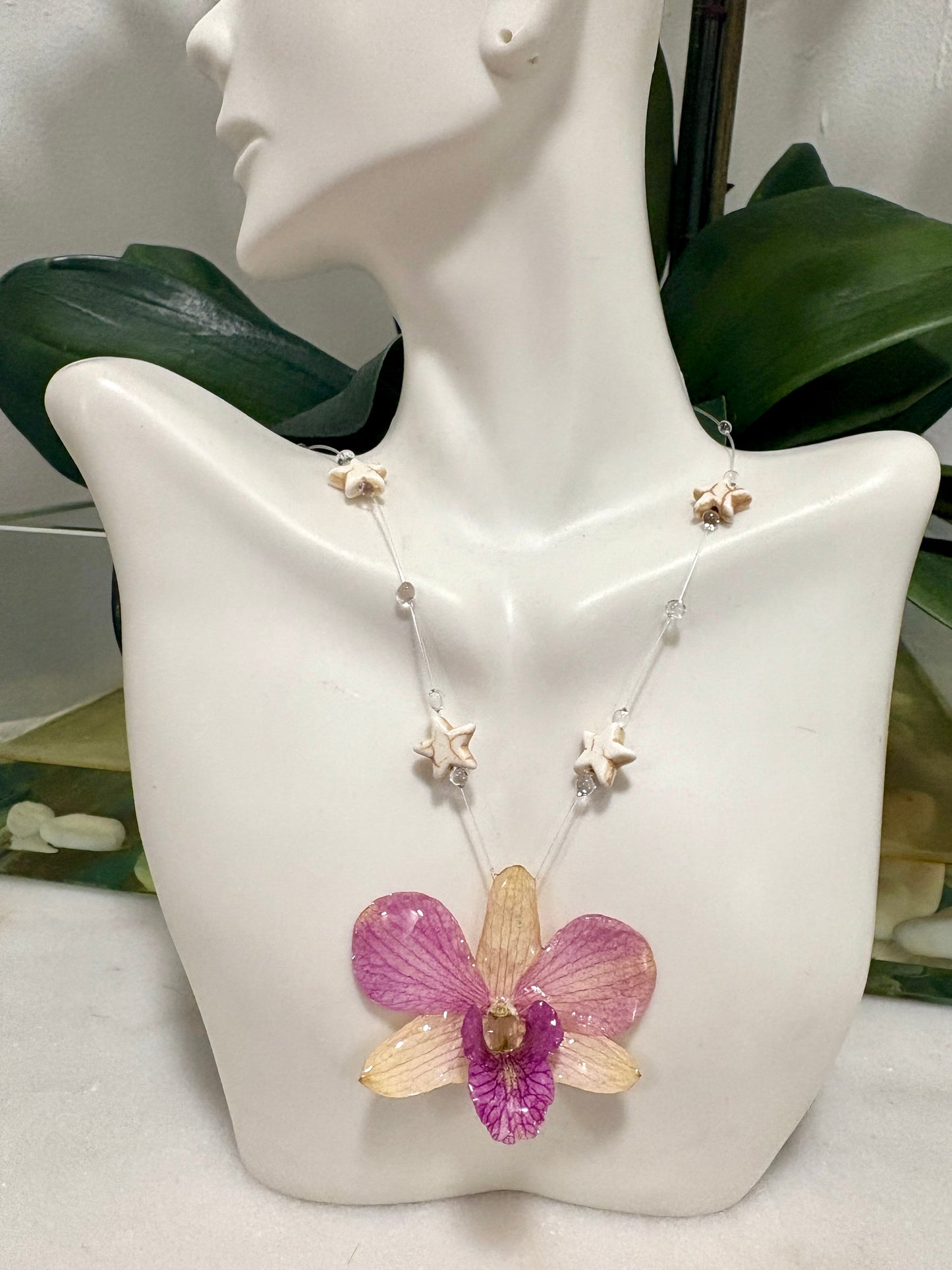 Crystal mini Orchid Stars Necklace