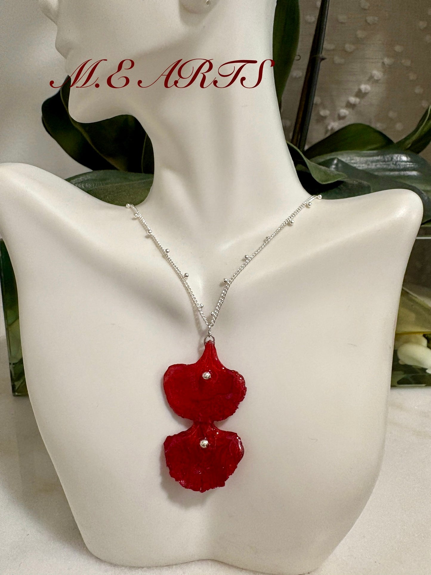 Flamboyant Red Chain